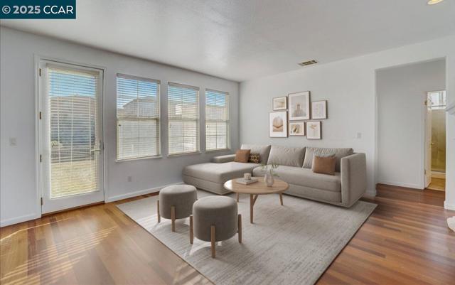 5660 Vista Drive, Richmond CA: https://media.crmls.org/mediaz/9d1d7096-e89b-4b15-94f5-71b5639e8d88.jpg