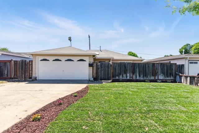 3087 Franela Drive, San Jose CA: https://media.crmls.org/mediaz/9d1db409-6b6e-45b0-94b7-5d636aa140d3.jpg