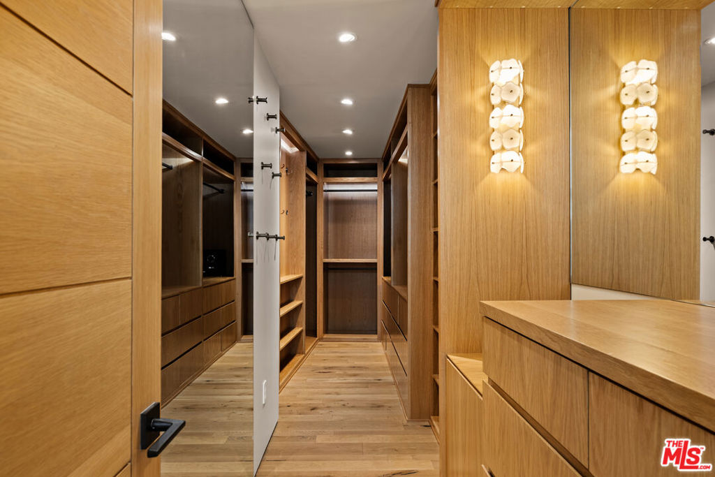 MLS #26856009 image #14