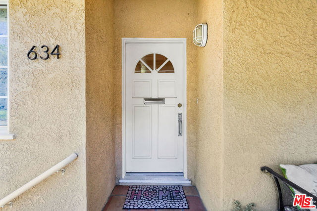 634 Solway Street photo 5