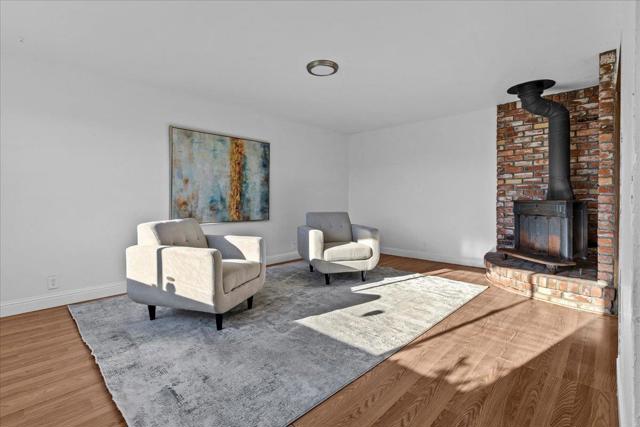 344 Pueblo Drive, Salinas CA: https://media.crmls.org/mediaz/9d1eb5de-faf0-4aa7-b6f5-9100a5940057.jpg