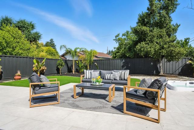 2924 Vivian Lane, San Jose CA: https://media.crmls.org/mediaz/9d1eeca4-2c17-488b-9ff3-c86b3bed4c3c.jpg