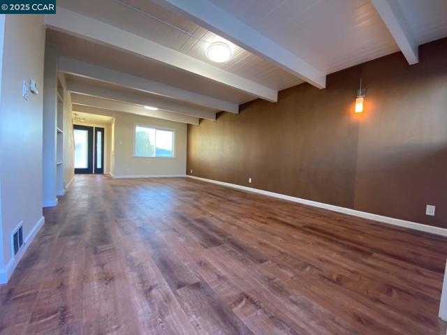 4301 Taft Ave, Richmond CA: https://media.crmls.org/mediaz/9d1f05fa-d733-46b9-8c82-1892c279e0ca.jpg