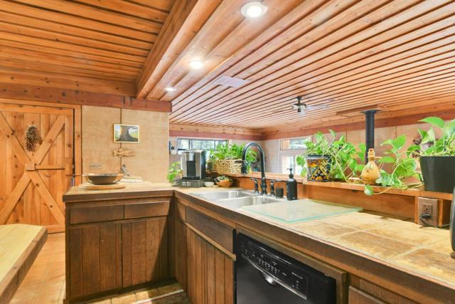 17533 Humbug Creek Road, Glencoe CA: https://media.crmls.org/mediaz/9d1f619f-4428-449a-9900-7416f22133e2.jpg