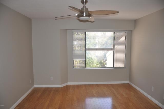 1174 S Westlake Boulevard, Westlake Village CA: https://media.crmls.org/mediaz/9d1f6590-328f-46ed-a233-5f2926a18554.jpg