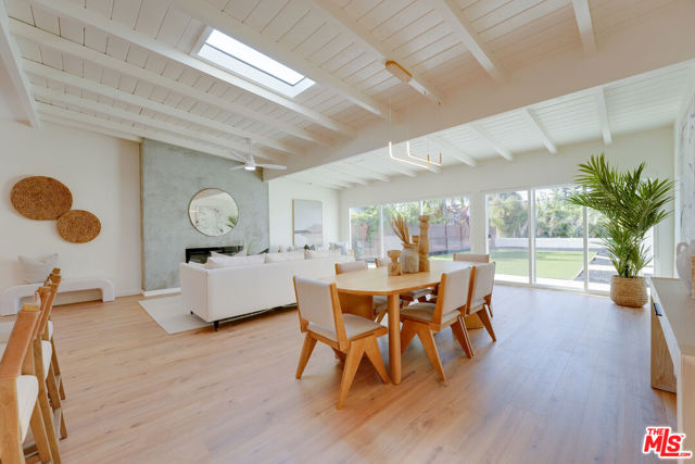 1981 Wilbur Avenue, San Diego CA: https://media.crmls.org/mediaz/9d203682-95cc-429c-9752-b78b6d089dbe.jpg