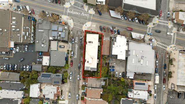 Image 36 of 41 For 848 Stannage Ave 11