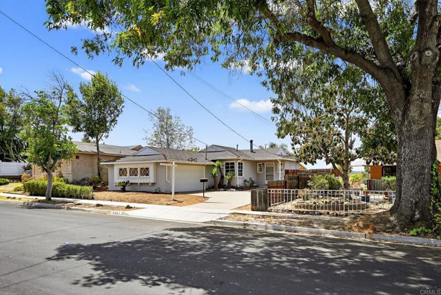 Detail Gallery Image 4 of 30 For 6542 Clara Lee Ave, San Diego,  CA 92120 - 2 Beds | 1 Baths