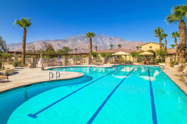 2590 Windmill Way, Palm Springs CA: https://media.crmls.org/mediaz/9d20e54e-956d-4a06-b6bf-ee2cc7573f4e.jpg