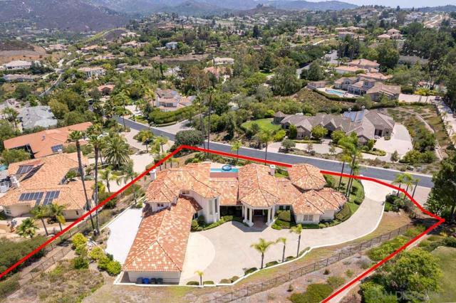 13388 Highlands Ranch Rd, Poway CA: https://media.crmls.org/mediaz/9d20eb53-5fc0-4822-ac76-25aacb17b385.jpg