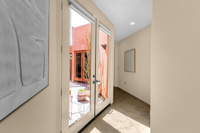 50050 Camino Privado, La Quinta CA: https://media.crmls.org/mediaz/9d22427f-c988-40fc-8f9f-dca7cfcdb4f6.jpg