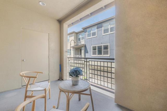 589 Santa Rosalia Terrace, Sunnyvale CA: https://media.crmls.org/mediaz/9d224c5a-b5d0-403d-aee3-d966f1dc7d33.jpg