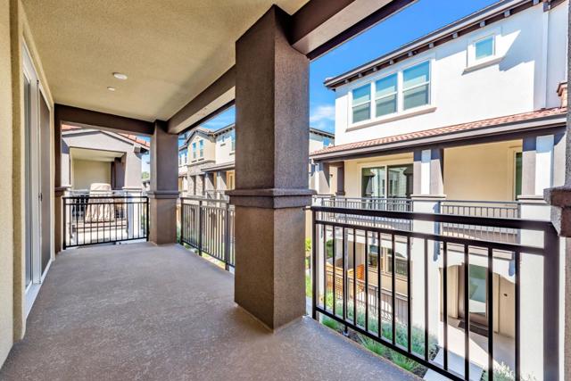 923 Layola Lane, Morgan Hill CA: https://media.crmls.org/mediaz/9d22c151-4eb9-454e-899b-60c5ab84574b.jpg