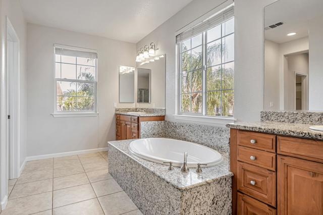 184 S Sonrisa Street, Mountain House CA: https://media.crmls.org/mediaz/9d23c10a-9f81-4dec-88be-afd850732ff9.jpg