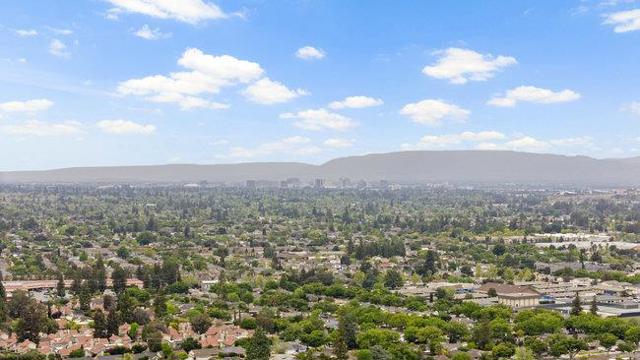5958 Dry Oak Drive, San Jose CA: https://media.crmls.org/mediaz/9d23c9a6-9113-4ea3-80a3-41dfa2002746.jpg
