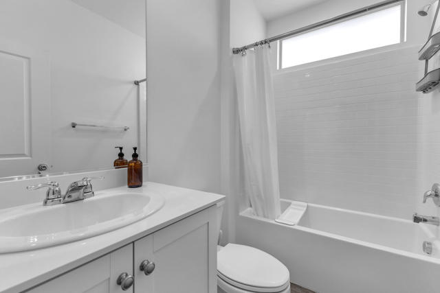 50610 Calle Cebrino, Coachella CA: https://media.crmls.org/mediaz/9d243c28-21ae-4589-967a-41ff7c141dfd.jpg