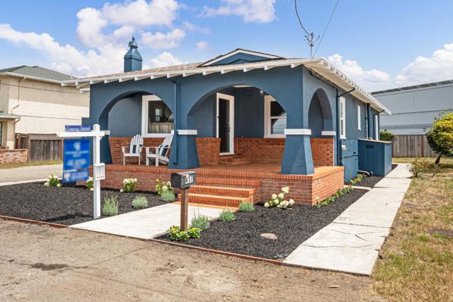 417 Belleville Boulevard, Half Moon Bay CA: https://media.crmls.org/mediaz/9d246025-a7e2-4494-a3d6-620679545f2a.jpg