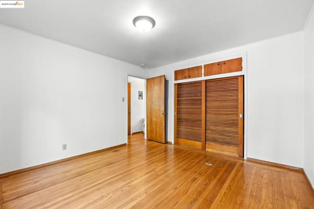 1730 Highland Pl, Berkeley CA: https://media.crmls.org/mediaz/9d249125-e65d-4672-8d17-e3e8487f4ec0.jpg