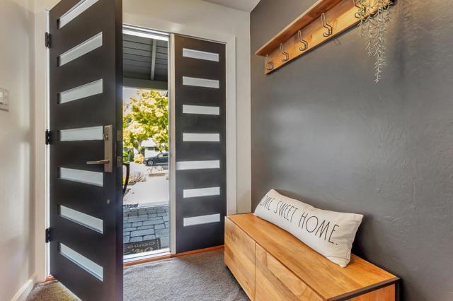 1528 Fernside Street, Redwood City CA: https://media.crmls.org/mediaz/9d2666f5-57fa-4c27-b336-25251bcf11f6.jpg