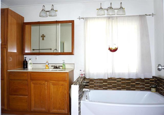 4271 N First Street, San Jose CA: https://media.crmls.org/mediaz/9d273c60-dbd2-4534-a146-c626f63349b4.jpg