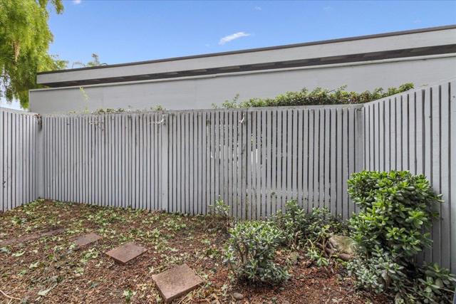 166 Kern Street, Salinas CA: https://media.crmls.org/mediaz/9d278552-d137-43c2-a899-8ec24ecba61d.jpg