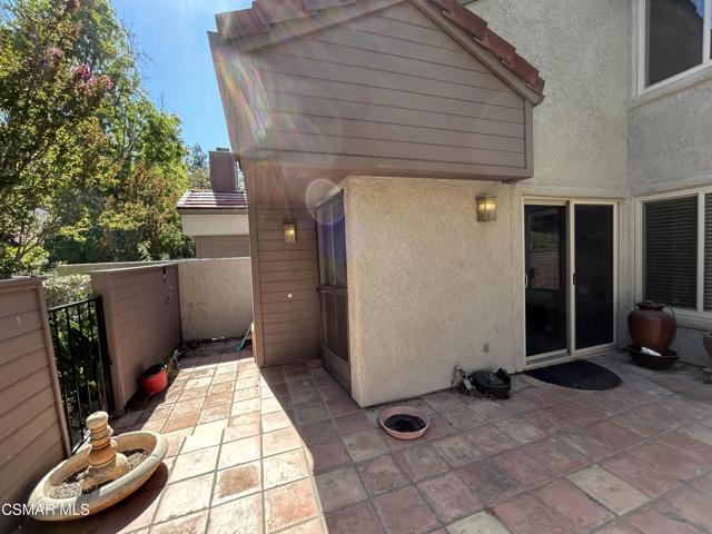 354 Via Colinas, Thousand Oaks CA: https://media.crmls.org/mediaz/9d28898b-81d7-4490-b1f6-5e7bbcb42615.jpg