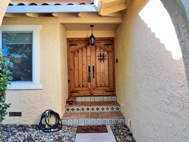 12467 Creekview Court, San Martin CA: https://media.crmls.org/mediaz/9d29364d-8256-4b44-832e-858a10a28670.jpg