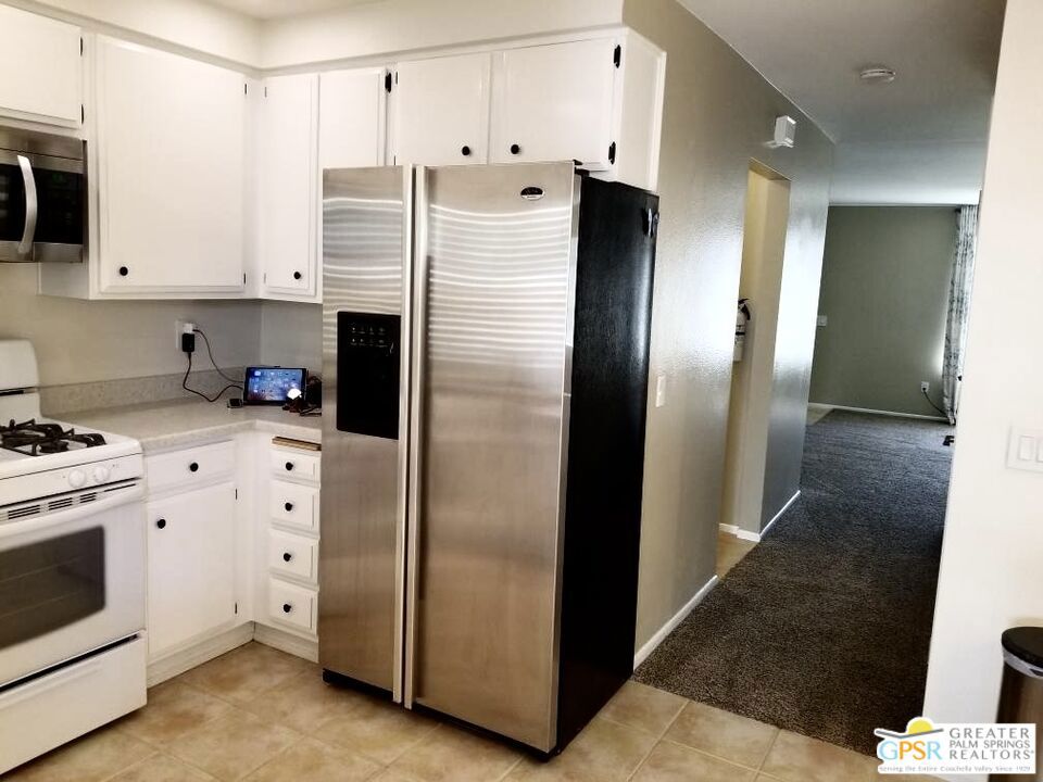 MLS #25549667PS img 2