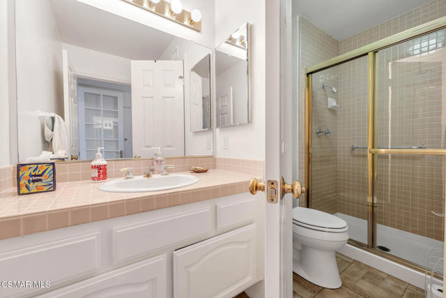 5050 Golden Nugget Way, Oak Park CA: https://media.crmls.org/mediaz/9d2a38ce-402e-41f7-8658-fade5d94fd93.jpg