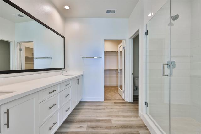 Detail Gallery Image 14 of 21 For 10926 Alderman Way, San Diego,  CA 92126 - 3 Beds | 2/1 Baths