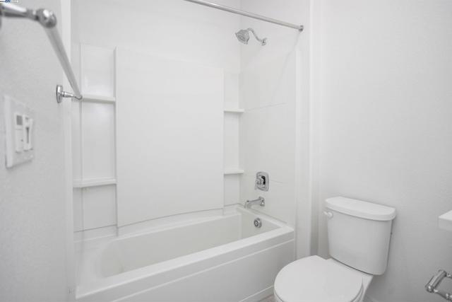 251 E Wrigleys Ave, Mountain House CA: https://media.crmls.org/mediaz/9d2b4588-869f-456f-a3f1-d2b1e1f260d0.jpg