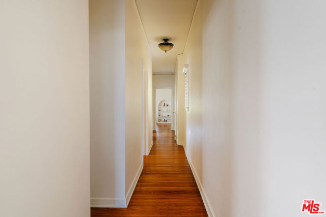 4426 Price Street, Los Angeles CA: https://media.crmls.org/mediaz/9d2bc1e6-5522-4c18-8797-3beeece17d11.jpg