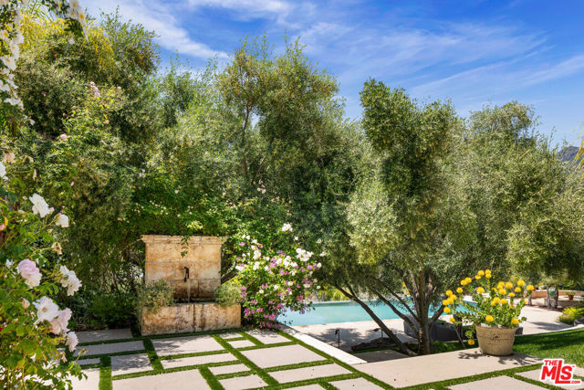 31823 Lobo Canyon Road, Agoura Hills CA: https://media.crmls.org/mediaz/9d2c269f-c457-48e0-9a55-6d71a3ed2e95.jpg