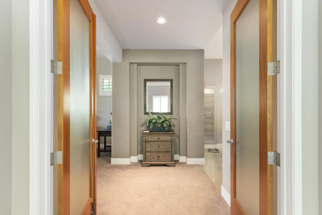 187 Kavenish Drive, Rancho Mirage CA: https://media.crmls.org/mediaz/9d2e5806-6d18-4f47-8f13-c2f9cbf8764f.jpg