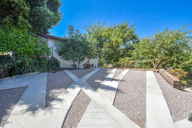 4035 W Avenue 42, Los Angeles CA: https://media.crmls.org/mediaz/9d2e6782-e8cc-4b0f-b286-42bc6d8cbbb5.jpg
