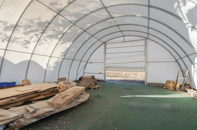 33120 River Road, Gonzales CA: https://media.crmls.org/mediaz/9d2eea0b-82b9-4d2f-8bbb-99fc74b4f43f.jpg