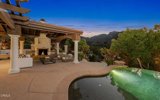 Detail Gallery Image 37 of 41 For 1909 Hazel Nut Ct, Agoura Hills,  CA 91301 - 5 Beds | 5/1 Baths