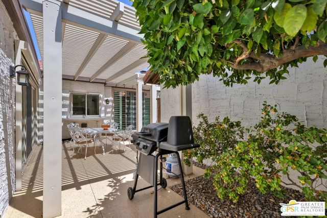 Image 21 of 31 For 2495 Miramonte Circle E