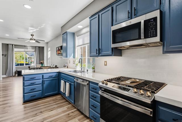 Detail Gallery Image 12 of 37 For 1925 Impressionist Dr #3,  Chula Vista,  CA 91913 - 3 Beds | 2/1 Baths