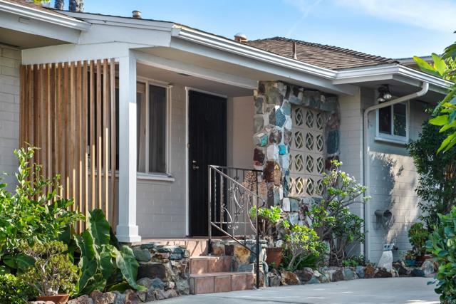 Home for Sale in Spring Valley