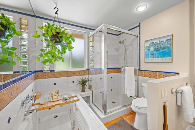 2702 Jacaranda Avenue, Carlsbad CA: https://media.crmls.org/mediaz/9d388a80-a443-4750-a20e-864eecd503f4.jpg
