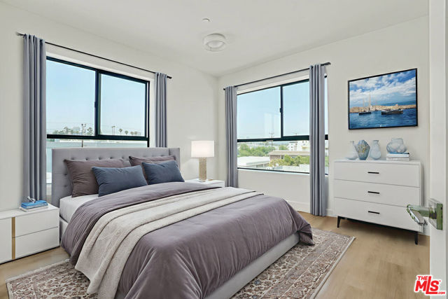 1822 Overland Avenue, Los Angeles CA: https://media.crmls.org/mediaz/9d38cf75-dac8-49a1-957e-5650868a5849.jpg
