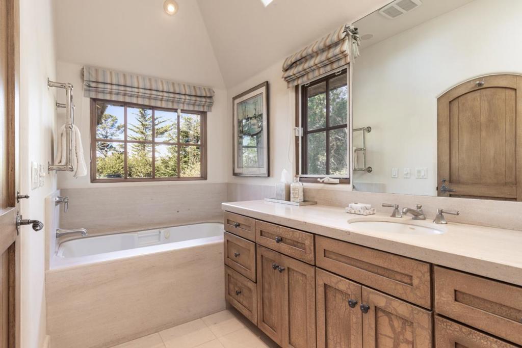 MLS #ML82024665 image #18