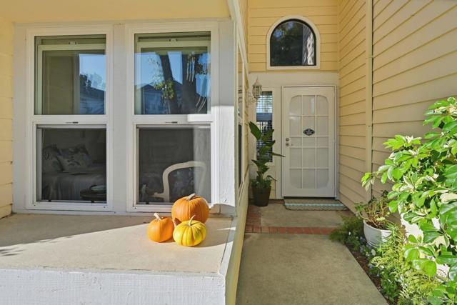 3626 Lorimer Ln, Encinitas CA: https://media.crmls.org/mediaz/9d398b6c-ebd2-4d86-9146-d76a212de9a7.jpg