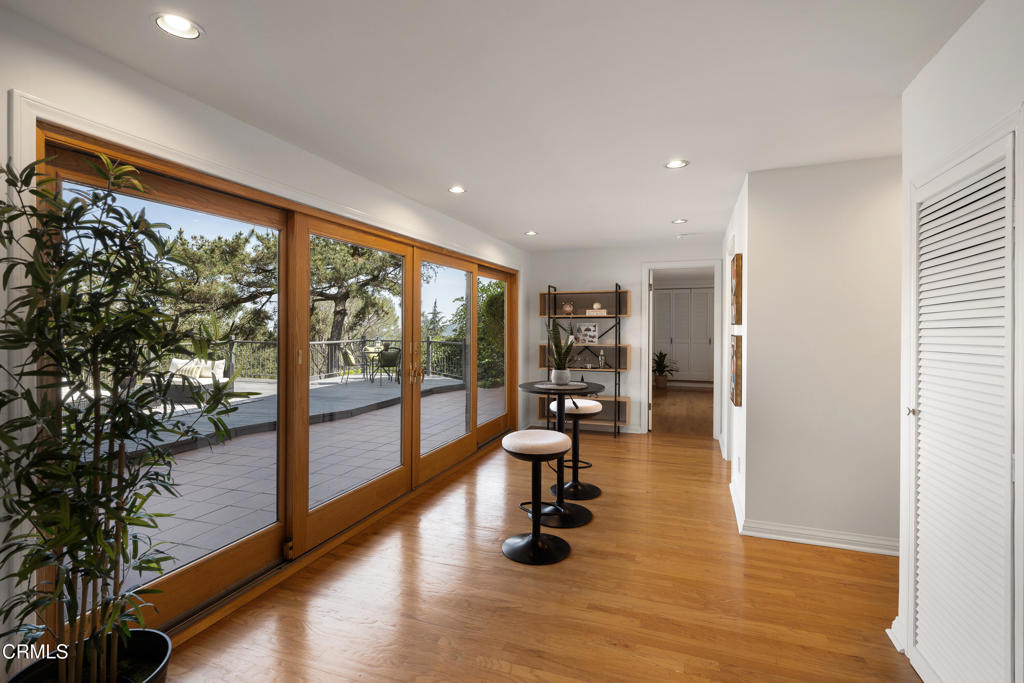 375 Berkshire Avenue La Canada Flintridge img 42