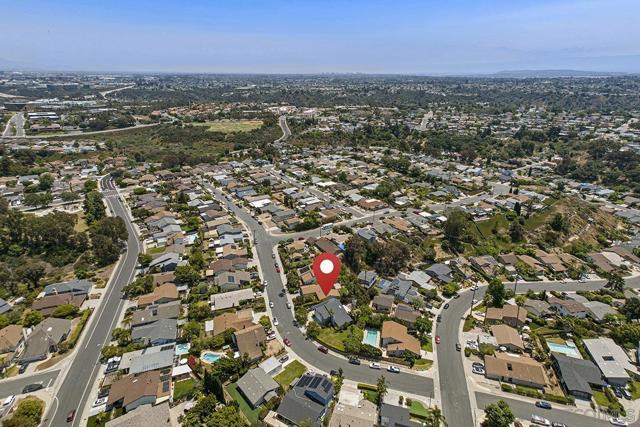 4635 Pauling Avenue, San Diego CA: https://media.crmls.org/mediaz/9d3a6071-2f38-4266-8236-cc84bf79543d.jpg