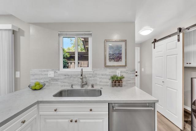 4926 Poplar Terrace, Campbell CA: https://media.crmls.org/mediaz/9d3a7d4f-6f13-4935-bc80-2259ec5a5395.jpg