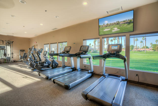 49 Camisa Lane, Palm Desert CA: https://media.crmls.org/mediaz/9d3a9195-c017-4508-8a9c-a91ebe6fe087.jpg