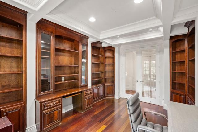 12690 Dianne Drive, Los Altos Hills CA: https://media.crmls.org/mediaz/9d3b360d-6900-4427-88c4-7477dba9955a.jpg