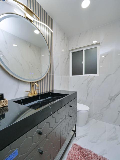 5603 Wintergreen Dr, Newark CA: https://media.crmls.org/mediaz/9d3f4b3a-2a7f-4815-9b87-bb58fb34a1c0.jpg